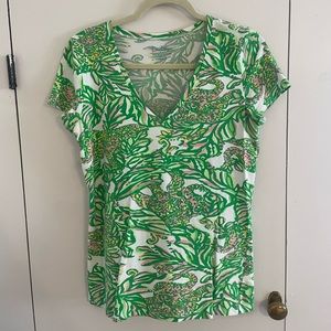 Lilly Pulitzer V neck T-shirt
